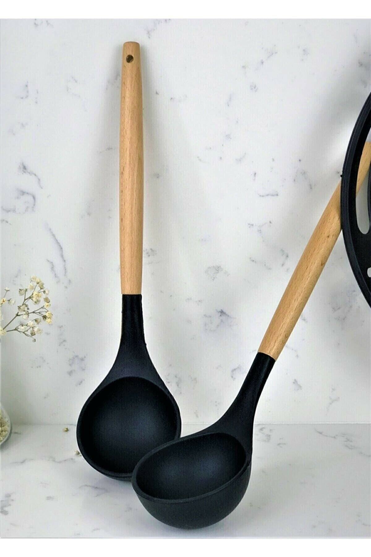 Bambu Saplı Siyah Çizmez Silikon Kevgir Kepçe Kaşık Makarna Salata Kaşığı Spatula 5'li Servis Set - Siyah